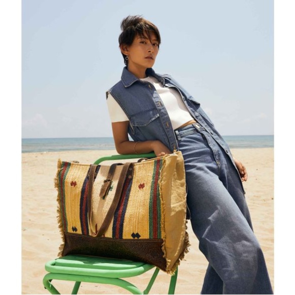 NWT Myra Weekender in the Style “Dependable”